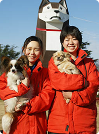 村上 絵利菜さん(左) 飛田 優歌さん(右)